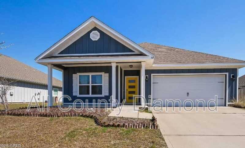 House for rent at 305 Highbrook Rd, Panama City, FL 32404