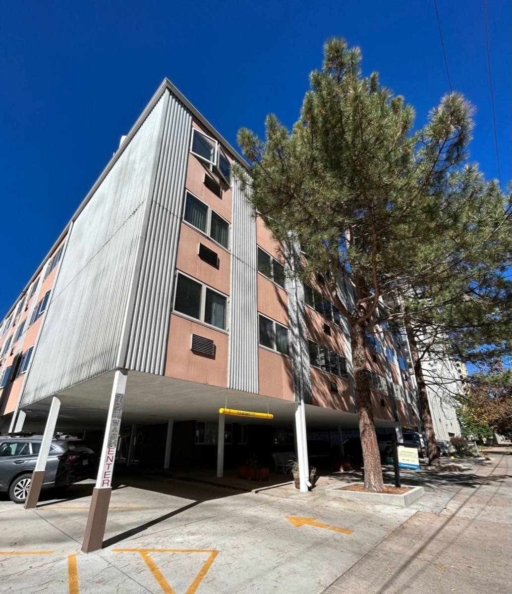 Apartment for rent at 737 N Washington St, Denver, CO 80203