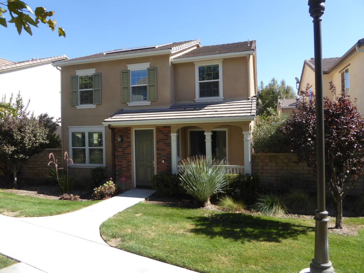 House for rent at 28225 N Via Sonata Dr, Valencia, CA 91354