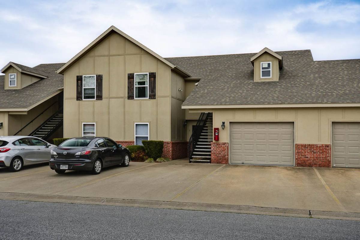 Apartment for rent at 3509 W Cedar Circle, Rogers, AR 72756