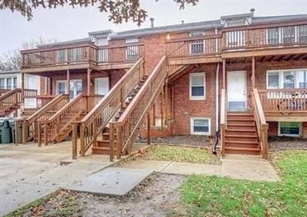 Apartment for rent at 808 N Lincoln Ave, Urbana, IL 61801