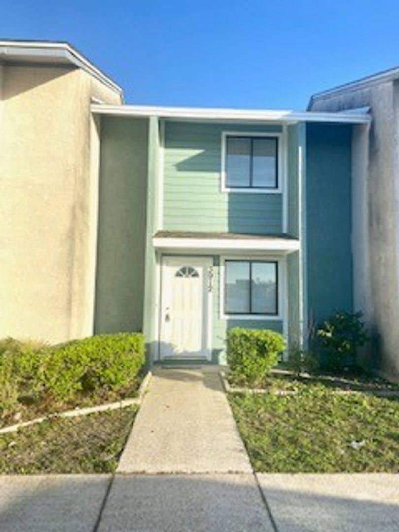 Townhouse for rent at 3912 Venetian Circle, Panama City, FL 32405
