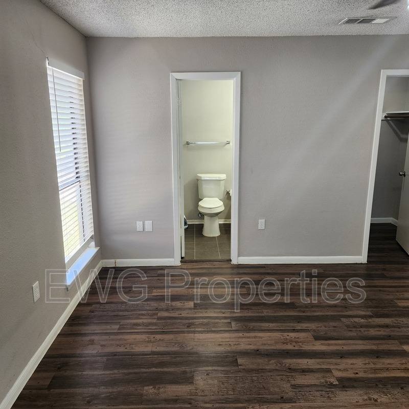 Apartment for rent at 19470 McDonald St #105, Lytle, TX 78052