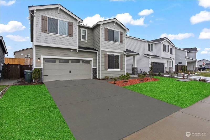 House for rent at 12860 176th St Court, Puyallup, WA 98374