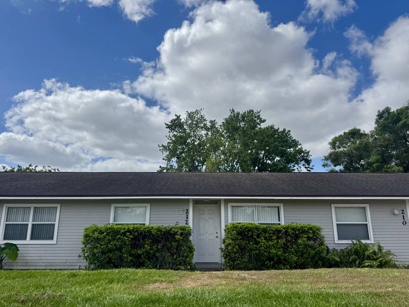 Townhouse for rent at 212 Cypress St, Orlando, FL 32824