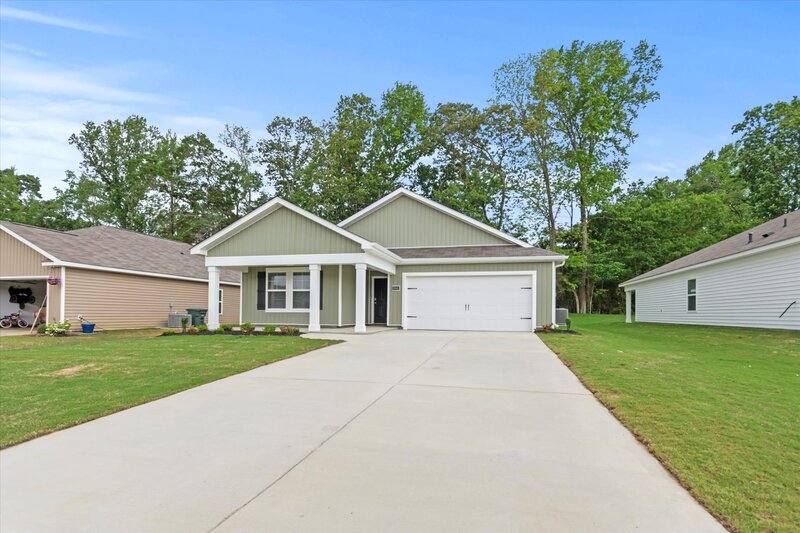 House for rent at 9948 Sequoyah Cove Dr, Owens Cross Roads, AL 35763