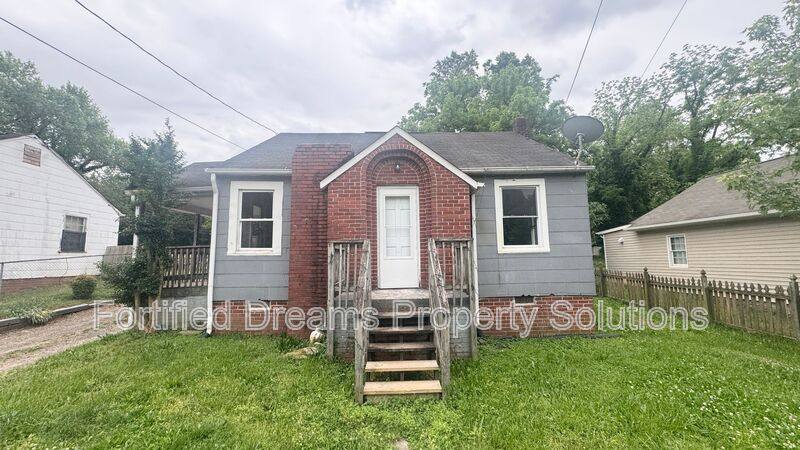 House for rent at 636 McCreary St, Winston Salem, NC 27105