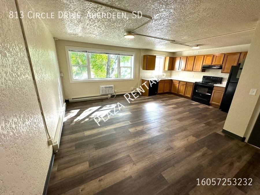 Apartment for rent at 1007 N 2nd St, Aberdeen, SD 57401