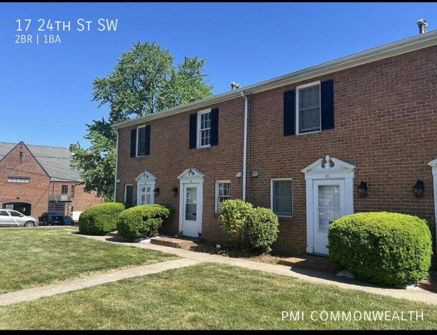 Townhouse for rent at 17 24th St SW, Roanoke, VA 24014