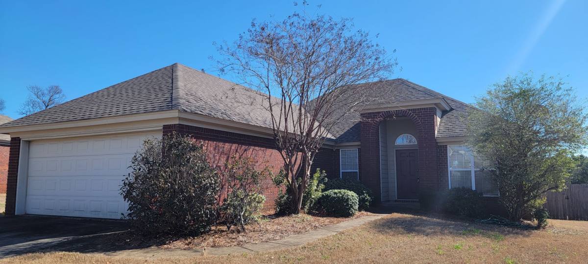 House for rent at 2001 Regent Rd, Prattville, AL 36066