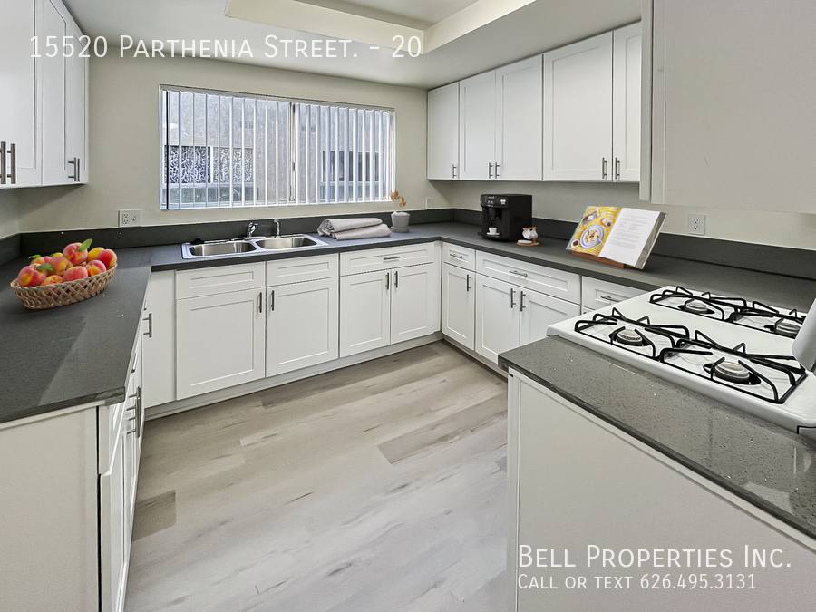 Townhouse for rent at 15520 Parthenia St #20, North Hills, CA 91343