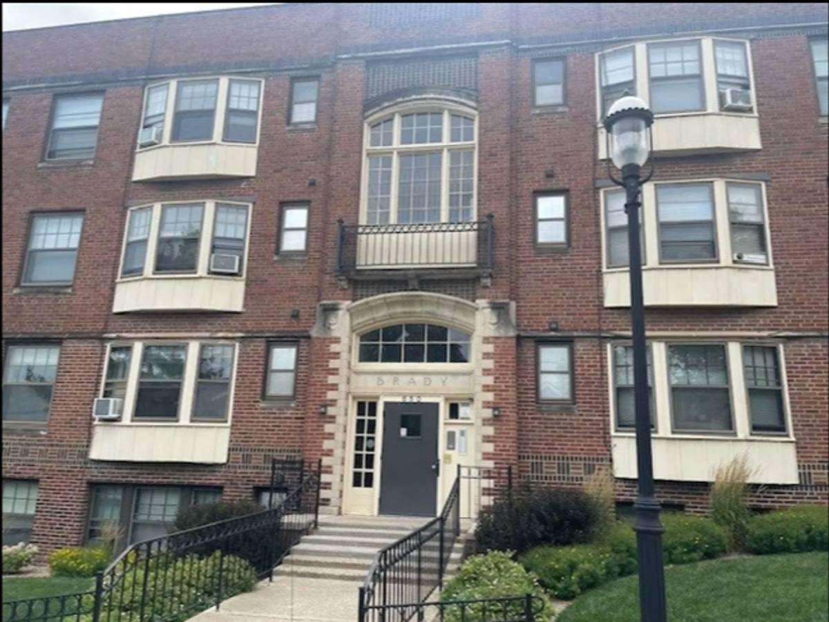 Apartment for rent at 650 16th St, Des Moines, IA 50314