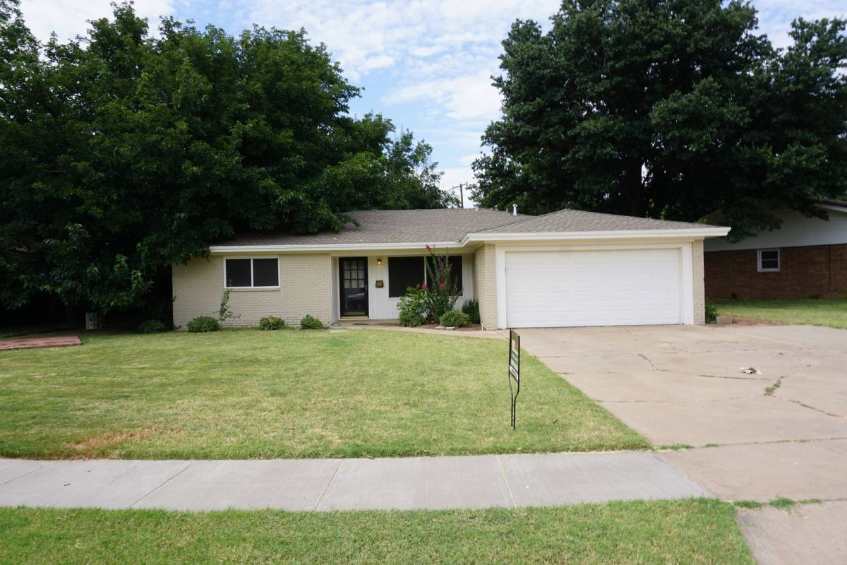 House for rent at 6108 Nashville Ave, Lubbock, TX 79413