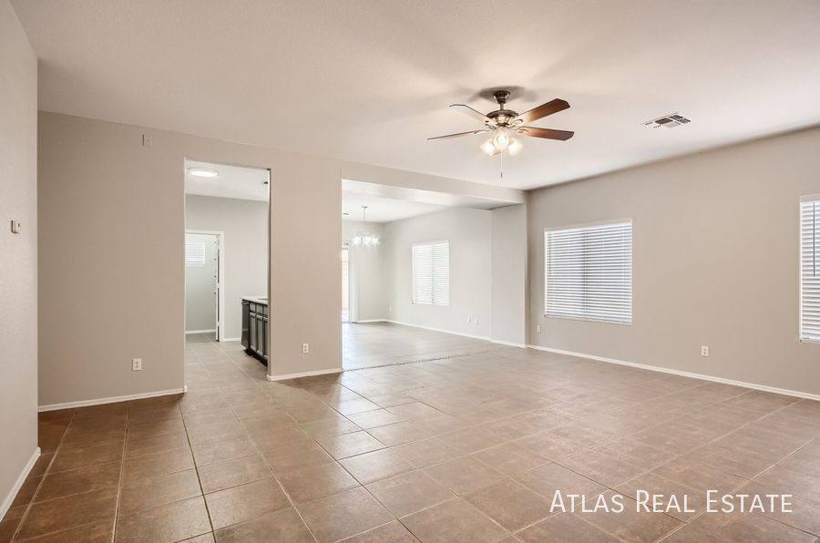House for rent at 805 E Drifter Place, San Tan Valley, AZ 85143