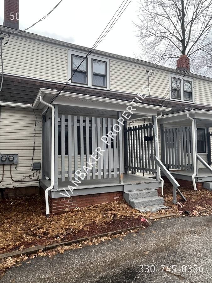 House for rent at 504 Evelyn Court #504, Akron, OH 44302