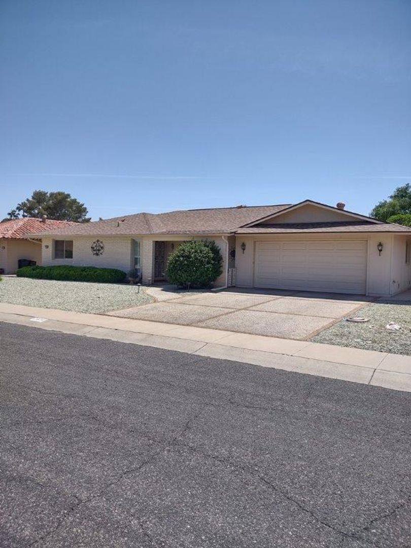 House for rent at 17838 N Country Club Dr, Sun City, AZ 85373