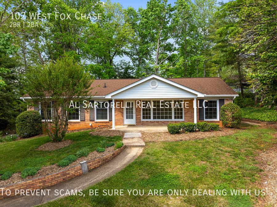 House for rent at 102 W Fox Chase, Asheville, NC 28804
