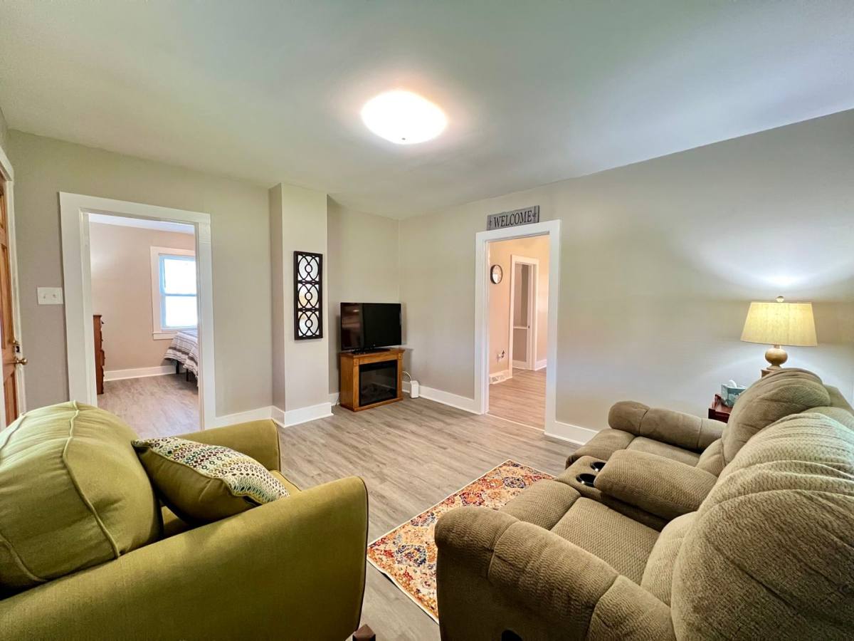 House for rent at 803 Roanoke Ave, South Hill, VA 23970