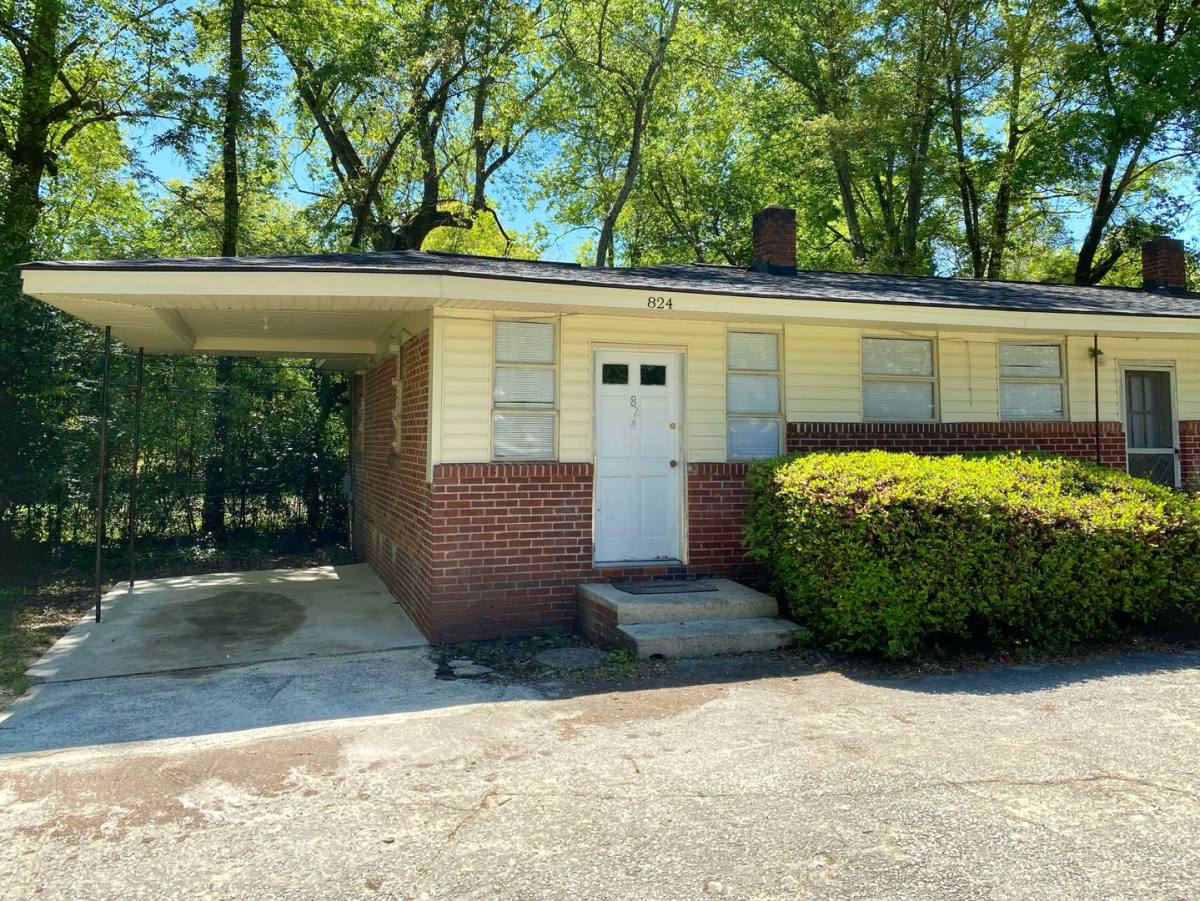 Apartment for rent at 824-826 S Bonham Rd, Columbia, SC 29205