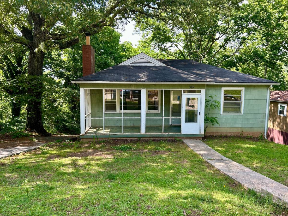 House for rent at 1822 Abbott Ave, Anniston, AL 36207