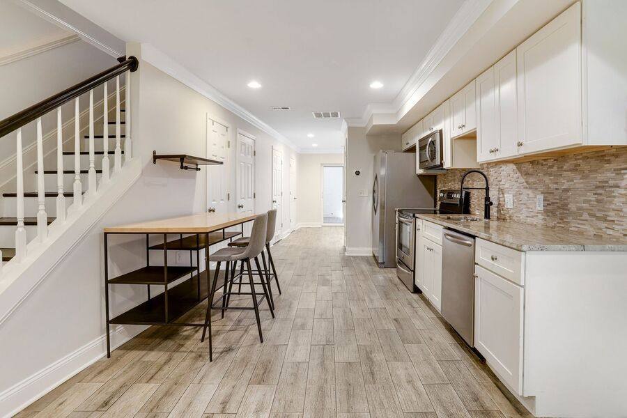 Condo for rent at 521 Columbia Rd NW Downstairs #1, Washington, DC 20001