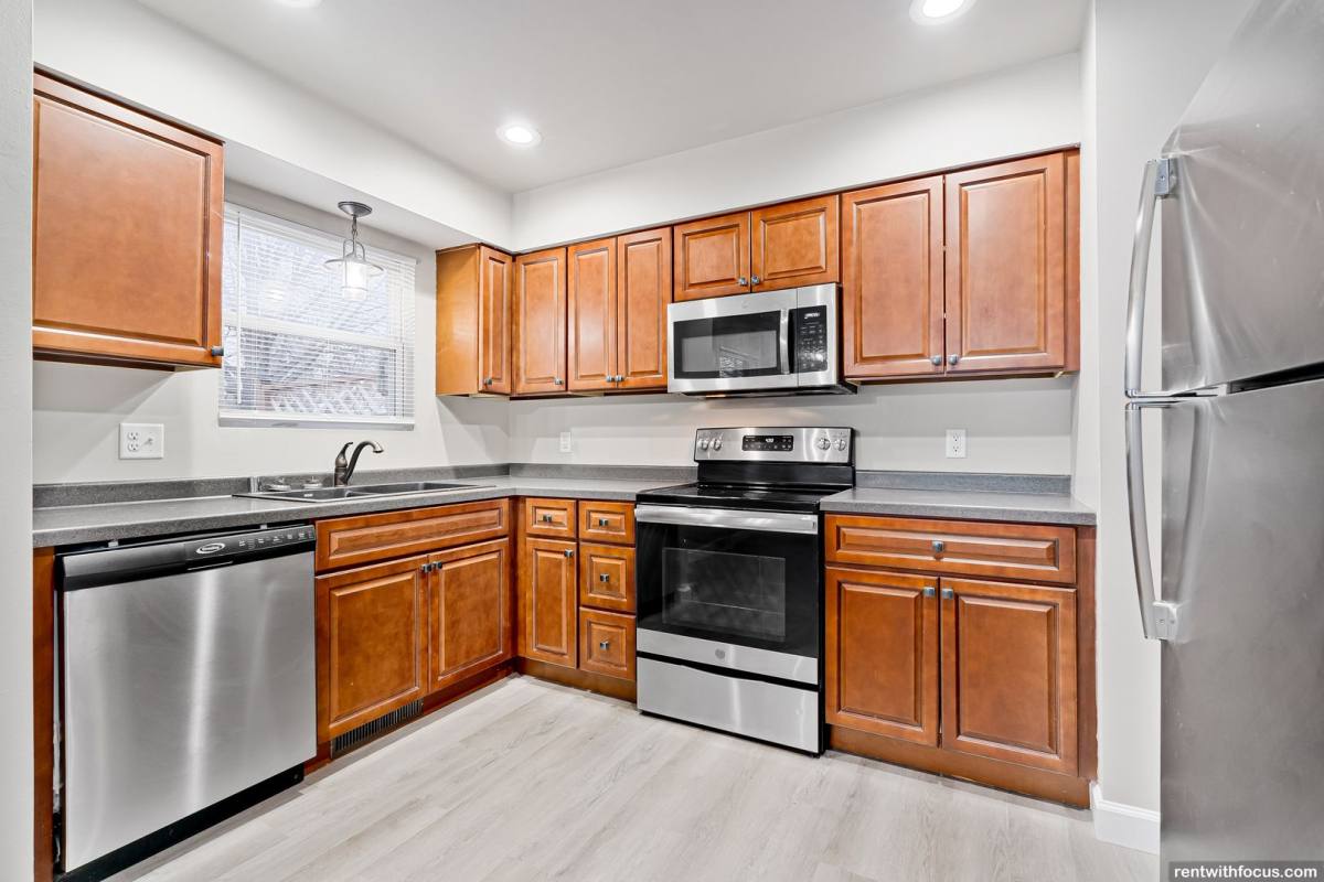 Apartment for rent at 419-1704 N Westfield St, Oshkosh, WI 54902