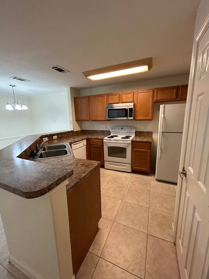 Condo for rent at 7323 Snowden Rd #1301, San Antonio, TX 78240