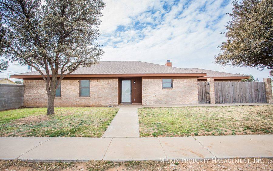House for rent at 4701 Country Club Dr, Midland, TX 79703