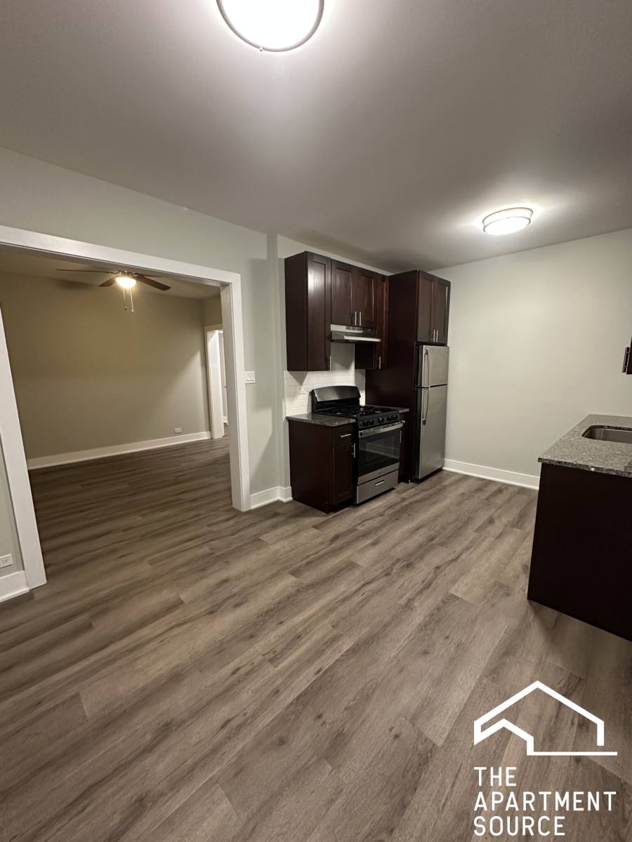 Condo for rent at 725 Saint Johns Ave #13, Highland Park, IL 60035