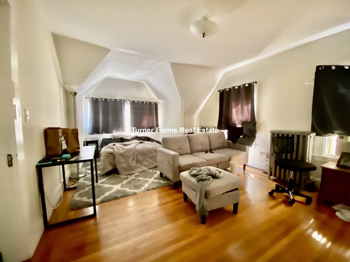 Apartment for rent at 35 Parsons #2, Brighton, MA 02135