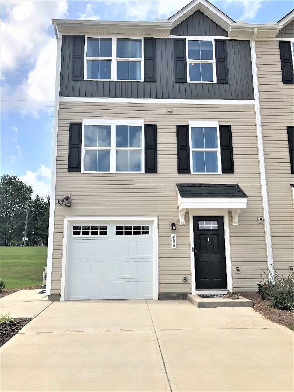 Townhouse for rent at 406 Brookshade Way, Simpsonville, SC 29680
