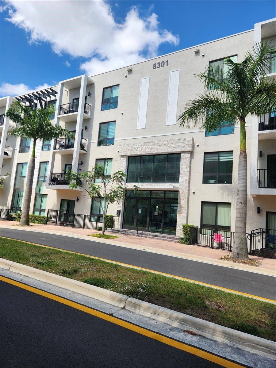 Apartment for rent at 8301 NW 41st St #406, Miami, FL 33166