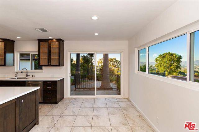 House for rent at 15451 Longbow Dr, Sherman Oaks, CA 91403