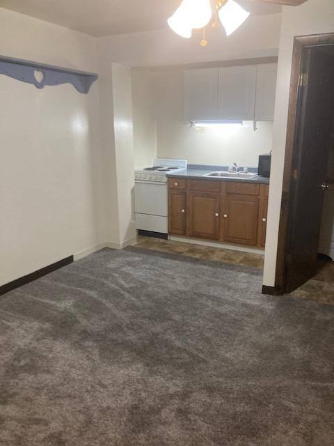 Apartment for rent at 221 Eastwood Dr, Butler, PA 16001