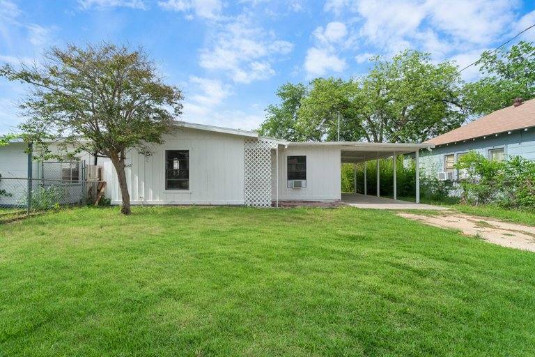 House for rent at 407 Lovera Blvd, San Antonio, TX 78212