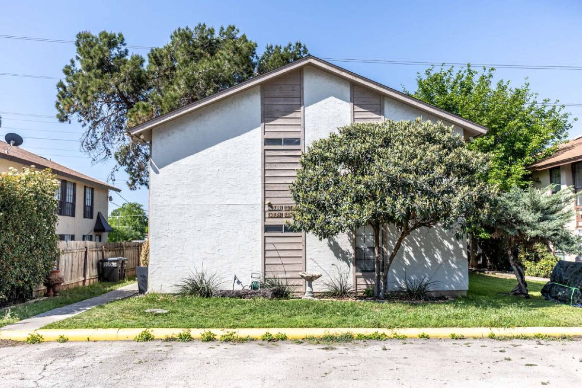 Apartment for rent at 10563 Starcrest Dr, San Antonio, TX 78217