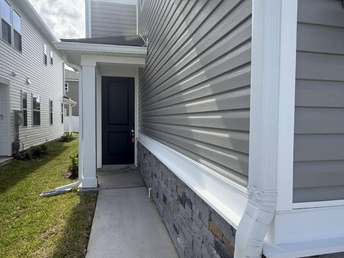 Townhouse for rent at 6850 Rhapsody Rd, Jacksonville, FL 32244