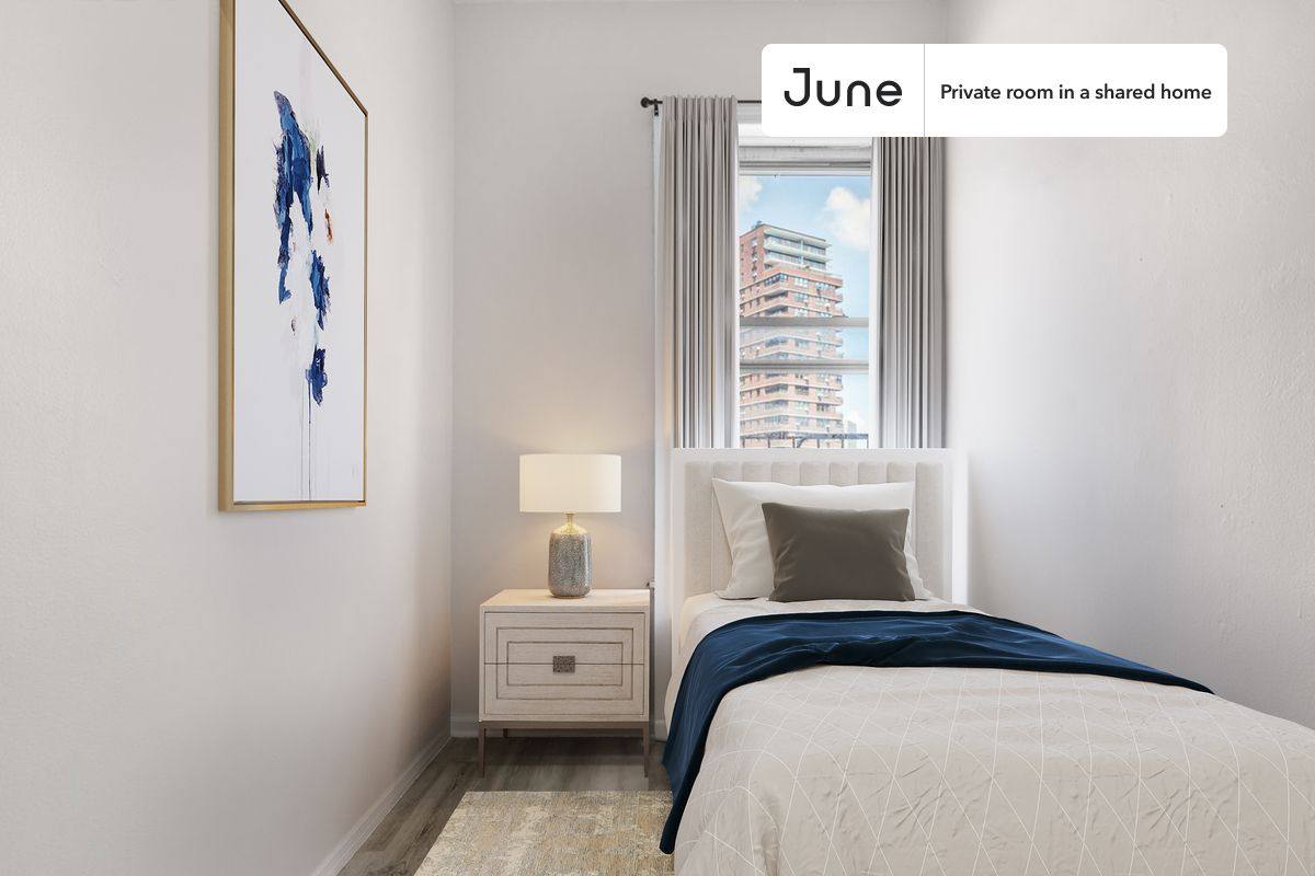 Apartment for rent at 243 E Broadway #B, New York, NY 10002