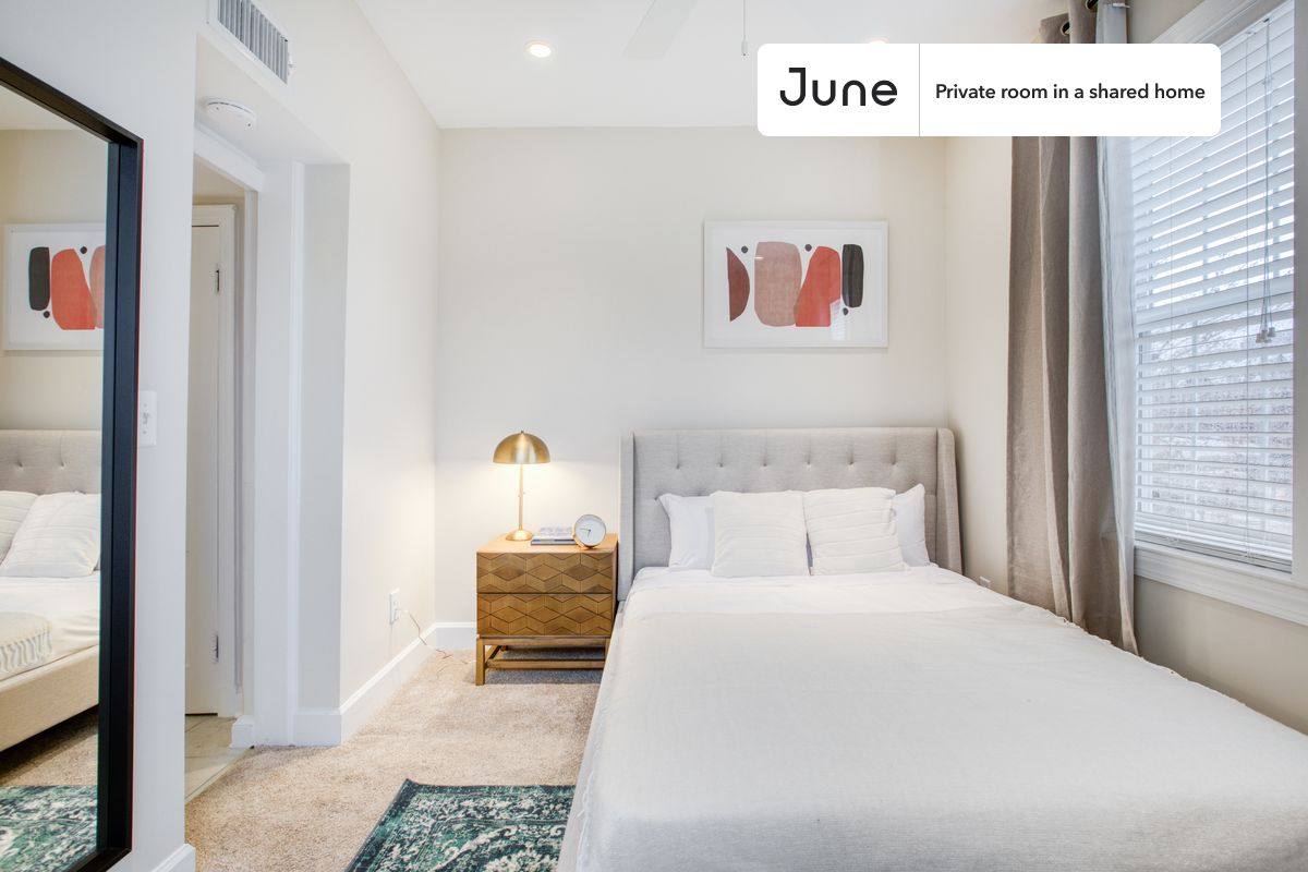 Apartment for rent at 1843 Burke St SE #C, Washington, DC 20003