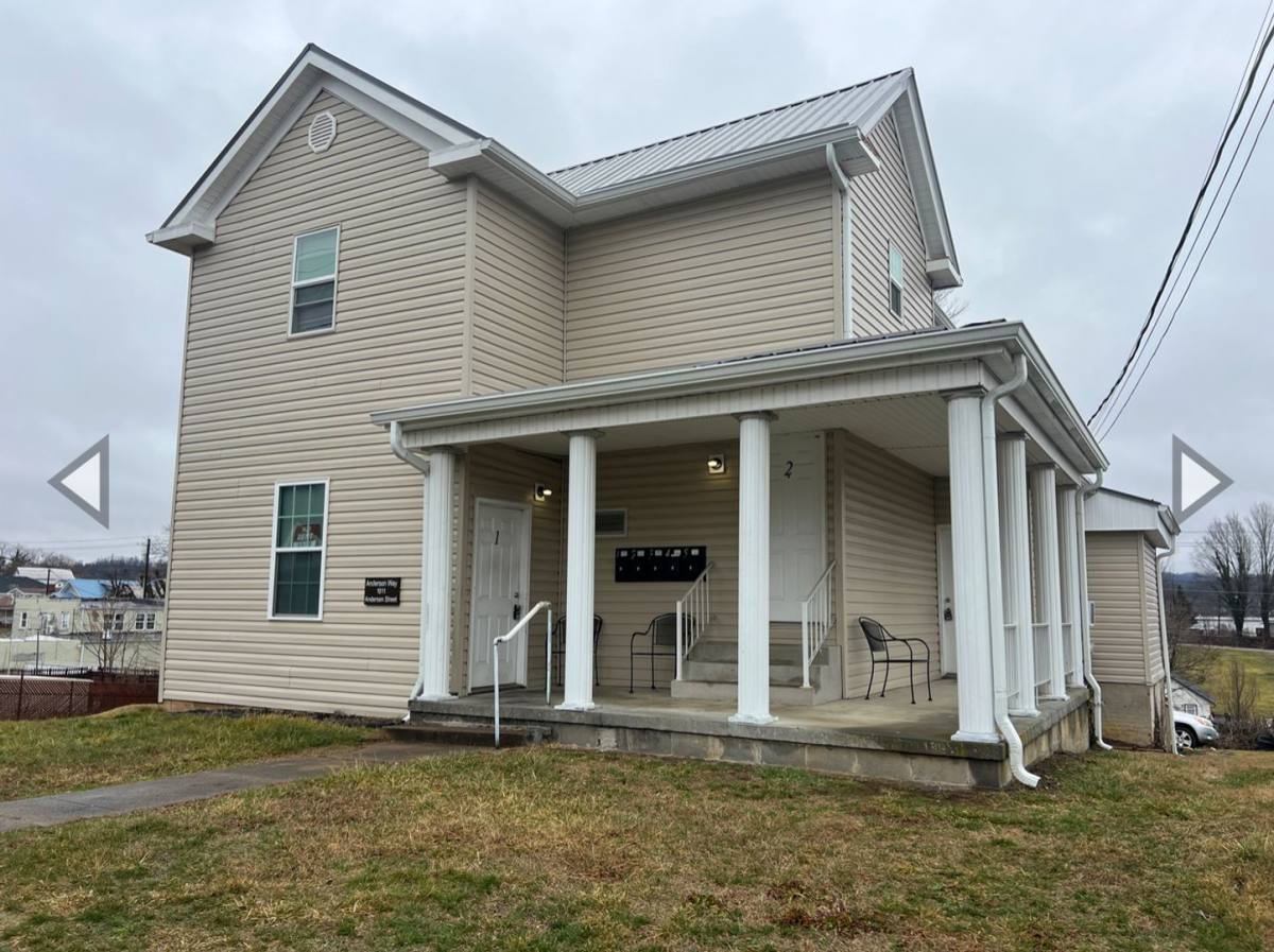 Apartment for rent at 1011 Anderson St, Bristol, TN 37620
