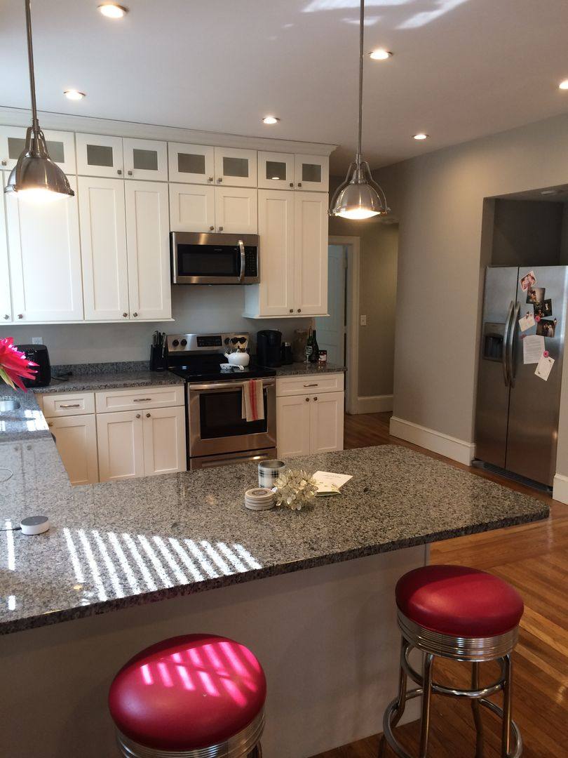 House for rent at 3 Bull St #1D, Newport, RI 02840