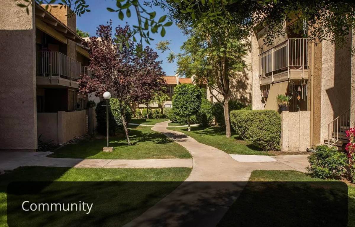 Condo for rent at 5525 E Thomas Rd #R8, Phoenix, AZ 85018
