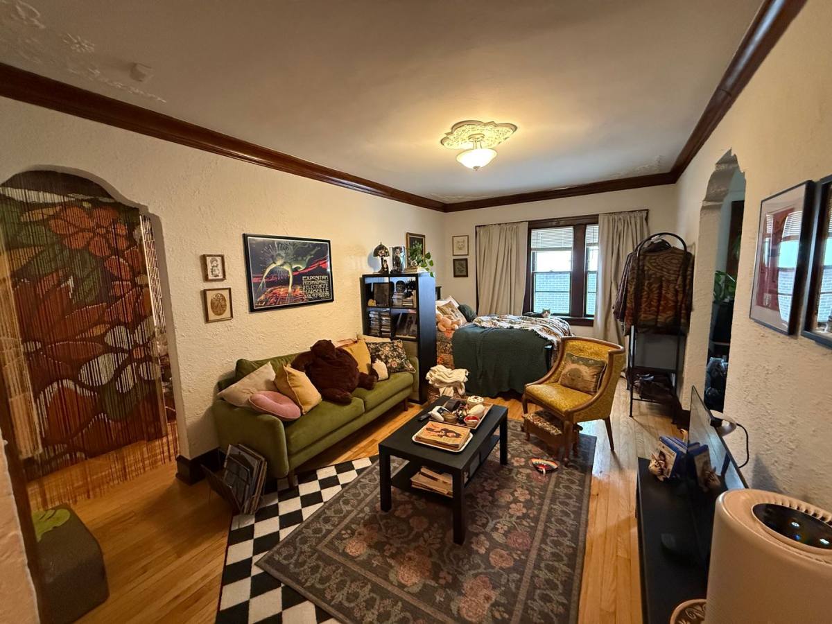 Apartment for rent at 1628 N Franklin Place, Milwaukee, WI 53202