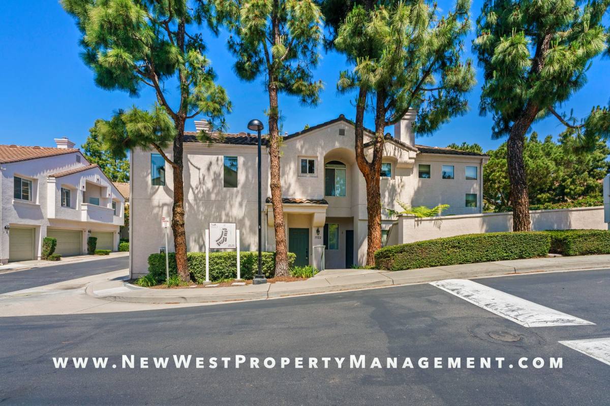 Townhouse for rent at 5522 Renaissance #1, San Diego, CA 92122