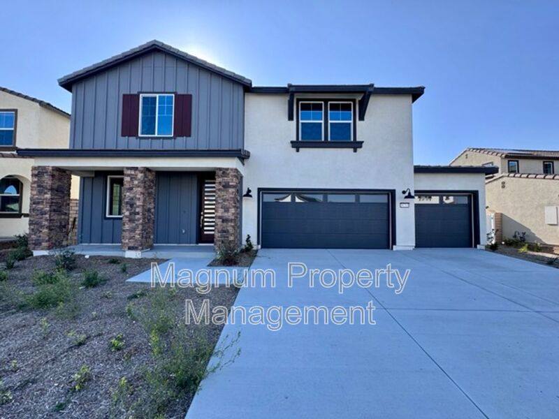 House for rent at 30769 Valley Heights Dr, Menifee, CA 92584