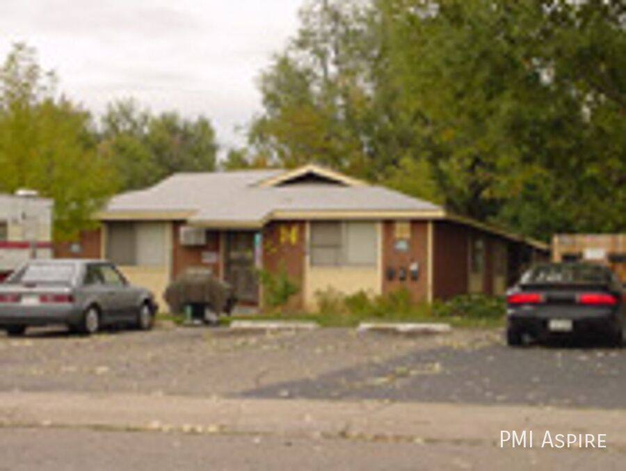 Apartment for rent at 136 E 8th Ave #2, Longmont, CO 80501