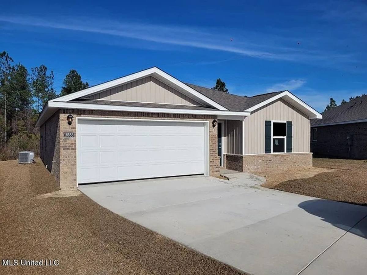 House for rent at 18553 Oak Bay Dr, Biloxi, MS 39532