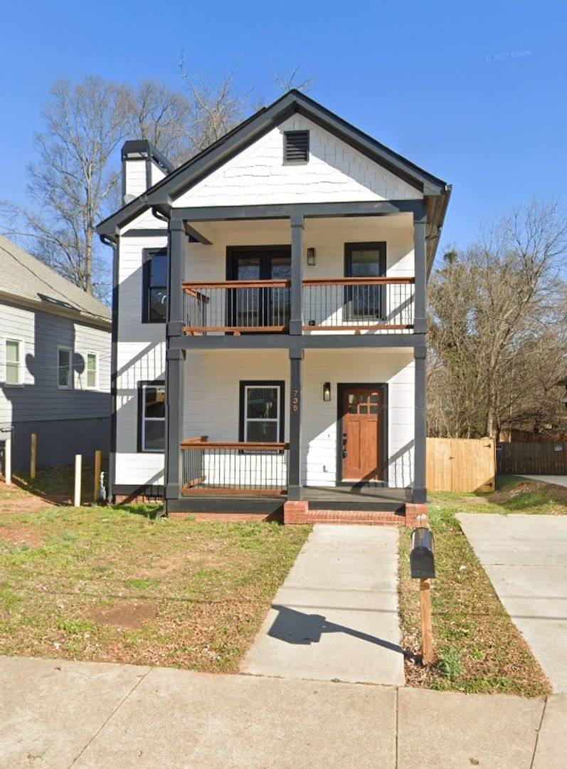 House for rent at 736 Windsor St, Atlanta, GA 30310