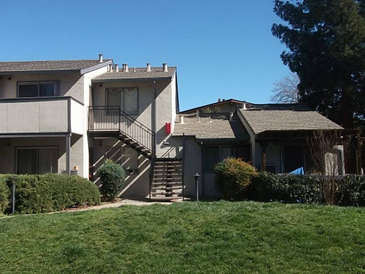 Apartment for rent at 3036 Willow Pass Rd, Concord, CA 94519