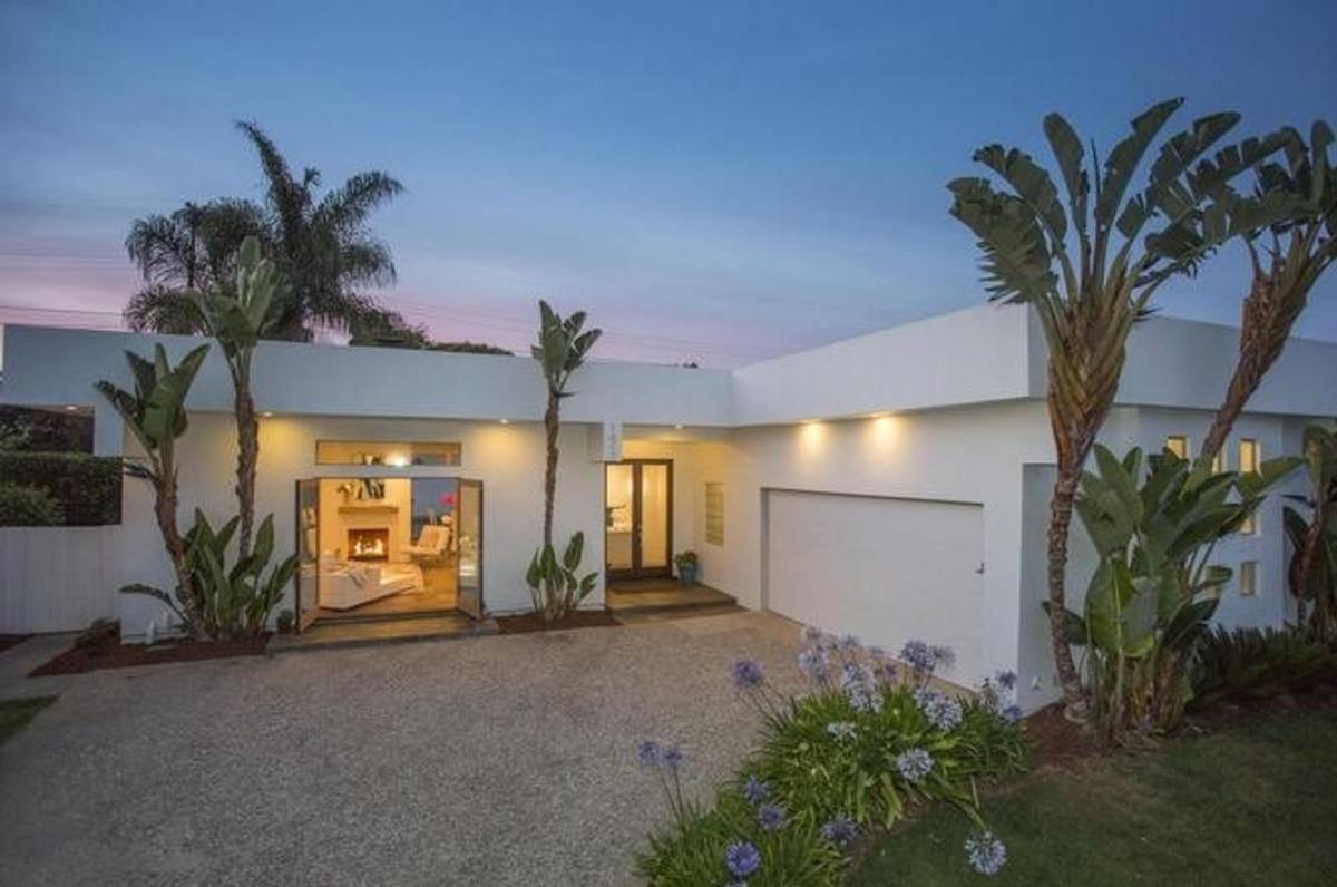 House for rent at 1642 Shoreline Dr, Santa Barbara, CA 93109